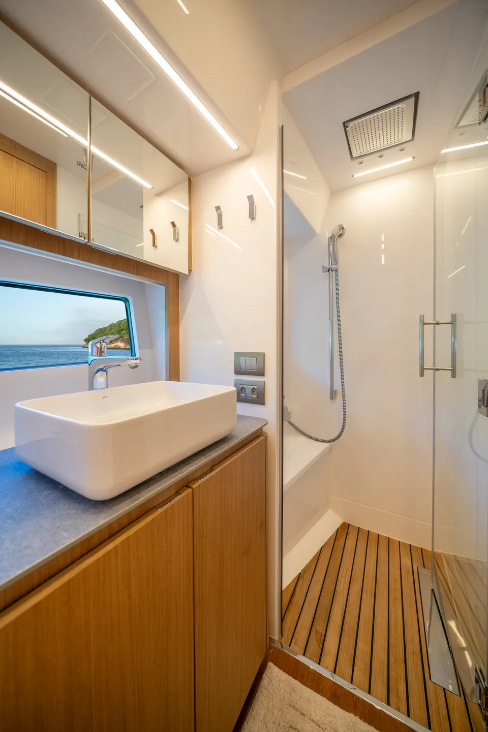 Intermarine 60 — foto 16 de 31