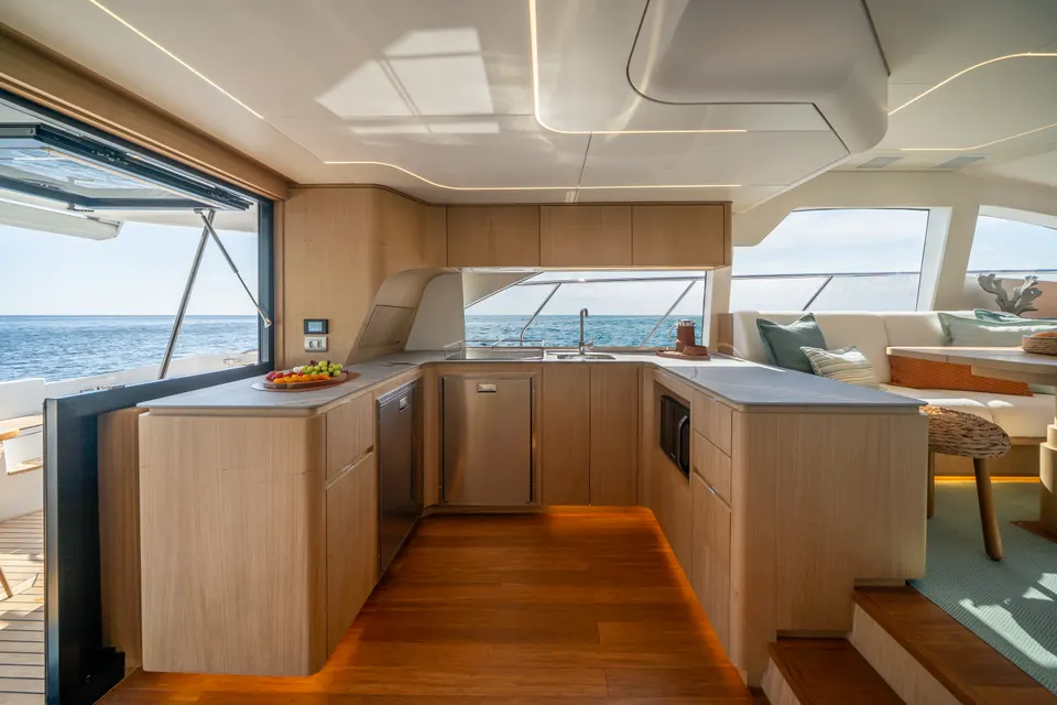 Intermarine 60 — foto 22 de 31